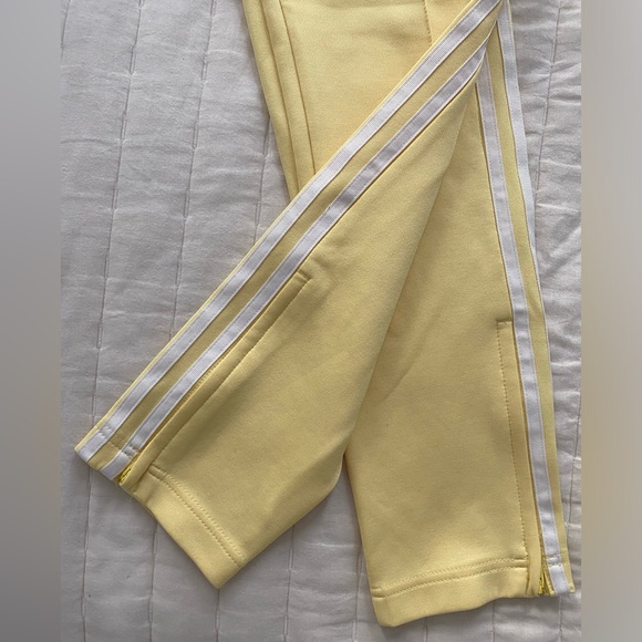 adidas Originals adicolor Three Stripe Track Pants In Yellow - Picture 7 of 8